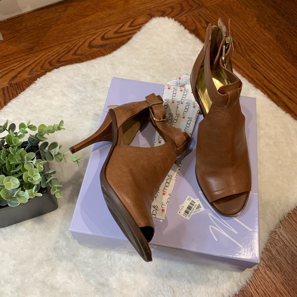 Marc Fisher Dacey Brown Cognac Leather Peeptoe Ankle Bootie 5.5